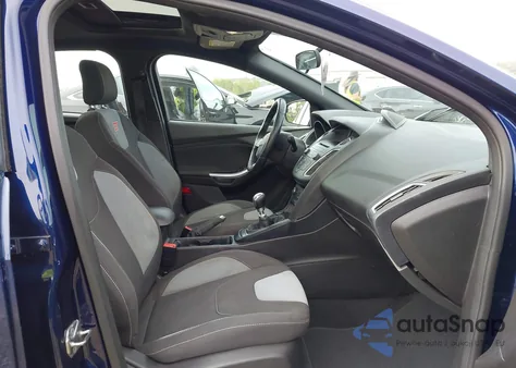 2016 Ford Focus St из США, поврежденный, VIN 1FADP3L93GL228310